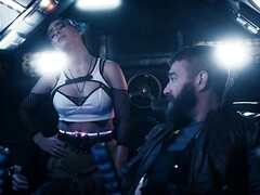 Gros cul, Gros seins, Brunette brune, Tir de sperme, Gorge profonde, Faciale, Branlette thaïlandaise, Nénés