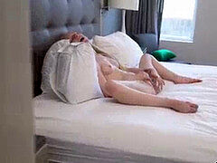 Couple, Petite femme, Chatte, Espionne, Jarretelles, Tabou