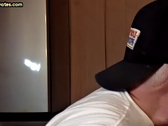 Leie, Grosser schwanz, Blasen, Schwul, Handjob, Reif, Pov, Ablutschen