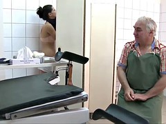 Lieveling, Bruinharig, Geschoren, Tiener