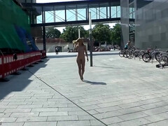 Grosser arsch, Grosse titten, Blondine, Erotisch, Fetisch, Milf, Im freien, Öffentlich