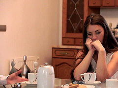 18 jaar, Pijpbeurt, Tsjechisch, Daddy, Vingeren, Likken, Rijpe lesbienne, Tiener