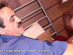 In den arsch, Geile alte tussi, Spermaladung, Reif, Milf, Rotschopf, Strümpfe