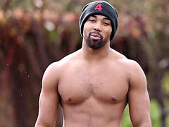 Enthousiasteling, Grote lul, Zwart, Pijpbeurt, Sperma shot, Zwart, Moeder die ik wil neuken, Tieten likken