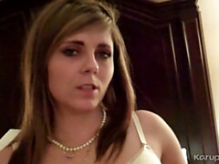 18 jahre, Leie, Grosser arsch, Braunhaarige, Masturbation, Solo, Jungendliche (18+), Titten