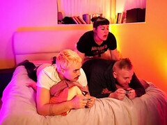 Amateur, Homme nu et filles habillées, Femme dominatrice, Branlette thaïlandaise, Cuisine, Mature, Mère que j'aimerais baiser, Prostate