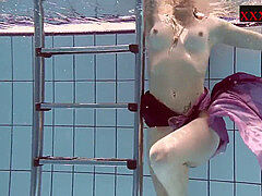 Strand, Badpak, Biljart, Roodharige vrouw, Roken, Tiener