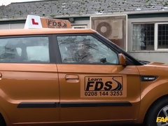Stellung 69, Grosse titten, Blasen, Auto, Handjob, Im freien, Pov, Muschi
