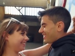 Verga grande, Garganta profunda, Latina, Pequeña, Público, Coño, Estudiante, Adolescente