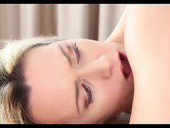 美人, ブロンド, エロ熟女, チン, バック, 手コキする, フェラする, オッパイの