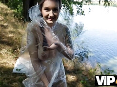 18 летние, Брюнетки, Грудастые, Рогоносцы, Секс без цензуры, Натуральные сиськи, На природе, От первого лица