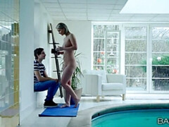 Lieveling, Blond, Pijpbeurt, Sperma in gezicht, Vingeren, Likken, Moeder, Stiefmoeder