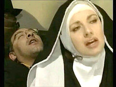 Anal, Sucer une bite, Poilue, Italienne, Nonne, Chatte, Rétro, Rétro ancien