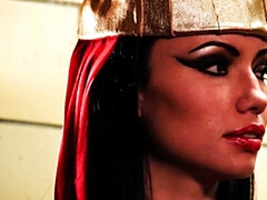 Aziatisch, Grote kont, Grote lul, Grote mammen, Pijpbeurt, Bruinharig, Hondjeshouding, Tiener