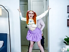 Chambre à dormir, Gros cul, Grosse bite, Sucer une bite, En levrette, Seins naturels, Pigtail, Rousse roux