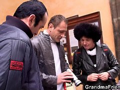 Anaal, Pijpbeurt, Tsjechisch, Masturbatie, Rijpe lesbienne, Kut duiken, Realiteit, Trio