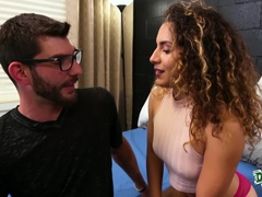 Leie, In den arsch, Arsch, Braunhaarige, Lecken, Pov, Muschi, Realität