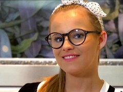 Enthousiasteling, Blond, Vrouw, Lesbisch, Orgasme, Kut duiken, Tieten likken, Speelgoed