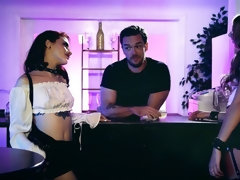 お尻, フェラチオ, バック, 女 人男 人, 手コキする, ティーン, 三人, オッパイの