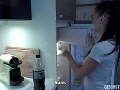 Tetas grandes, Morena, Checa, Hd