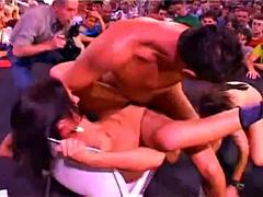 Anal, Érotique, Public, Softcore, Solo