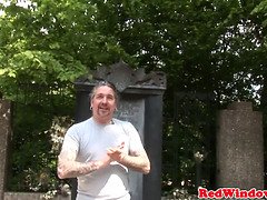 Grote mammen, Oudere vrouw, Sperma shot, Rijpe lesbienne, Moeder die ik wil neuken, Realiteit, Geschoren, Kousen