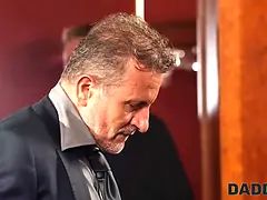 Большая жопа, Большие сиськи, Брюнетки, Рогоносцы, Папочка, Подружка, Хд, Межрасовый секс