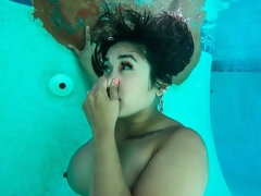 Gorda, Mamada, Pajear, Interracial, Lamidas, Al aire libre, Piscina, Coño