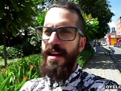 Gros cul, Tir de sperme, Queue, En levrette, Hard, Rasée, Tatouage, Nénés