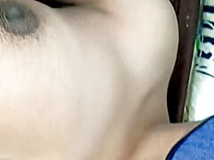Tante, Grosser schwanz, Bisexuell, Hd, Hotel, Indisch, Im freien, Titten