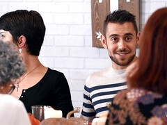 Lamer culo, Verga grande, Morena, Estilo perrito, Tacones, Cabello corto, Calcetines, Tatuaje