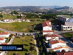 Gros seins, Homme nu et filles habillées, Habillées, Éjaculer dans la bouche, Branlette thaïlandaise, Hd, Léchez, Adolescente