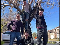 Bruder, Betrug, Gehörnter ehemann, Familie, Gruppensex, Erniedrigung, Mutti, Taboo