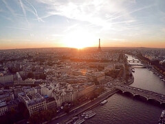 Blond, Rondborstig, Stel, Diep in de keel, Hakken, Moeder die ik wil neuken, Pornster, Tieten likken