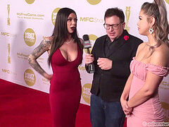 巨大, パーティ, 赤毛, オッパイの