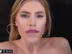 Kont, Kont naar mond, Blond, Pijpbeurt, Lul, Pornster, Tieten likken, Speelgoed