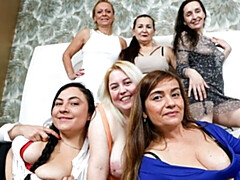 デカ尻, 指いじり, キス, なめる, オナニー, オマンコ, 剃毛, オッパイの