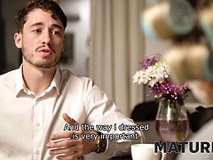 Grosse titten, Blondine, Geile alte tussi, Französisch, Hardcore, Reif, Natürlichen titten, Verführt