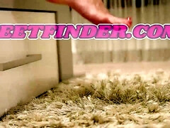 En levrette, Branlette thaïlandaise, Hard, Talons, Fait maison, Seins naturels, Pov, Nénés