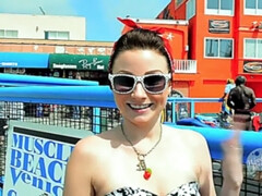 Strand, Pijpbeurt, Flashing, Hd, Naakt, Natuurlijke tieten, Tatoeage, Bekijker