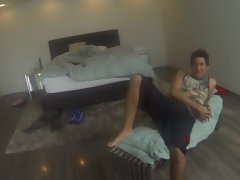 Tussi, Grosser schwanz, Braunhaarige, Vollbusig, Spermaladung, Erstes mal, Natürlichen titten, Party