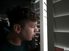 18 jaar, Enthousiasteling, Grote mammen, Pijpbeurt, Sperma shot, Lul, Sperma in gezicht, Zusters