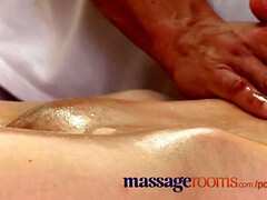 Жопа, Грудастые, Парочка, Пальцем, Массаж, Оргазм, Киски, Сквиртинг