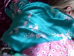 Tetas grandes, Rubia, Mamada, Corridas, Estilo perrito, Familia, Mamá, Tabú