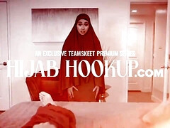 Madura, Garganta profunda, Estilo perrito, Penetracion con dedos, Pajear, Sexo duro, Lamidas, Madres para coger