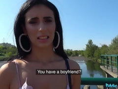 Amateur, Noire, Sucer une bite, En levrette, Pov, Public, Chatte, Nénés