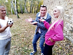 18 años, Culo grande, Verga grande, Rubia, Mamada, Estilo perrito, Adolescente, Tetas