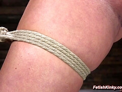 Kont, Bondage discipline sadomasochisme, Gebondenheid, Fetisj, Kokhalzen, Pijn, Ruw, Slaaf