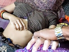 Bisexuelle, Couple, En levrette, Marrant, Branlette thaïlandaise, Indienne, Maman, Soeurs