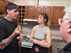 Sucer une bite, Brunette brune, Branlette thaïlandaise, Hd, Adolescente